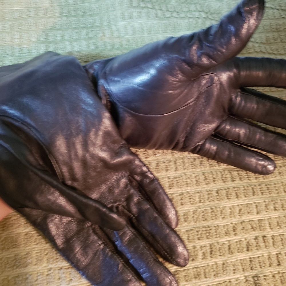 Gloves